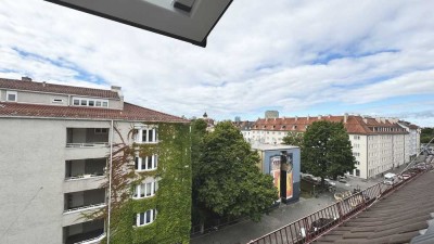 Hell und charmant! 2-Zimmer-Wohnung unterm Dach, Obj. T/0574