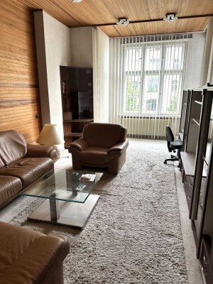 Bezugsfrei | 2-Zimmer-Altbau Klassiker unweit des Lietzenseeparks