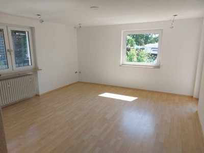 4-Zi. EG-Whg mit Balkon, Terrasse, Garage in 88662 Überlingen, Teilort Bonndorf