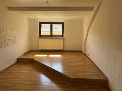 2-Raum-DG-Altbauwohnung, im Fleischmarkt 4, 04860 Torgau