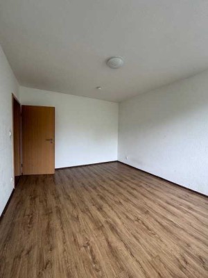 Renovierte 2-Zimmer Wohnung mit Balkon