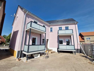Erstbezug: Luxuriöse 3-Zimmer-Wohnung mit Balkon in Elbe-Parey