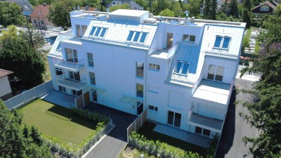 Terrassentraum (22,52m²) mit großzügiger Wohnküche - RUHELAGE TRIFFT WOHNGENUSS