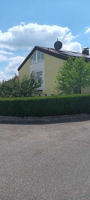 möbilierte exklusive 2-Zimmer-Souterrain-Wohnungn