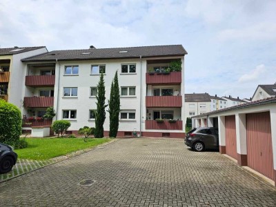 2 Zimmer Dachgeschosswohnung mit Stellplatz in Rastatt zu vermieten!