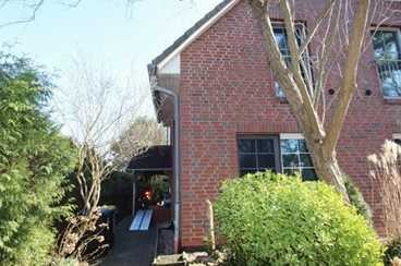 Attraktive Erdgeschosswohnung mit Terrasse und Garten – bezugsfrei