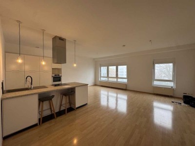 Moderne 4-Zimmer Wohnung mit Aufzug in Korntal-Münchingen