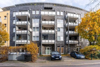 Bezugsfreie 4-Zimmer Wohnung mit Balkon & TG Stellplatz in zentraler Lage von Düsseldorf