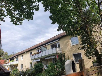 Hassels: Sanierte 3-Zimmer-Wohnung mit Balkon zum 01.12