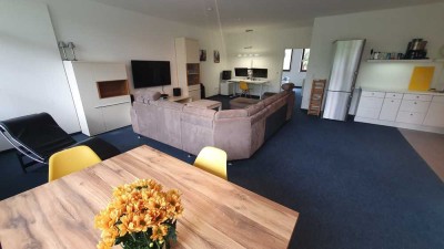 2-Raum-Bungalow-Wohnung in ruhiger Lage / möbliert, 2-room bungalow apartment / furnished