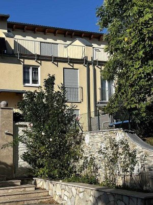 Schönes Reihenhaus mit 126 m² Wfl. in beliebter Wohnlage // Nur noch einziehen!!!