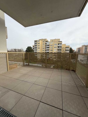 BESICHTIGUNG 18.12. 16 UHR!! Modern & großzügig: 4-ZKB mit Balkon im neuen Wohnensemble!