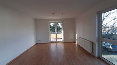 3-Raumwohnung mit Balkon ab 01.11.2024 / Anfragen nur per Mail