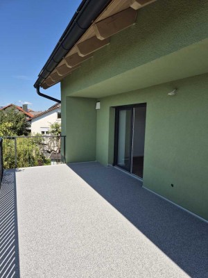 3-Zimmer-Wohnung mit gr. Balkon Erstbezug nach Grundsanierung