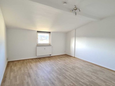 Gemütlich! Praktisch! Schön! 1,5-Raum Wohnung in zentraler Lage zum Wohlfühlen!