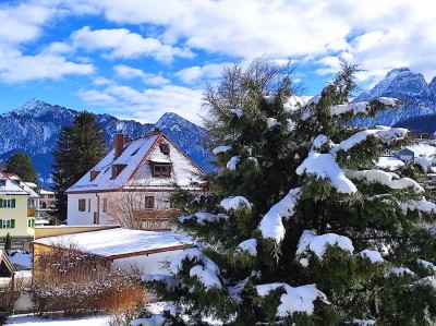 Geschmackvolle 4,5-Raum-Wohnung mit Balkon und EBK in Füssen