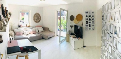 Immo Love Lechhausen- Provisionsfrei! Schöne 3 ZKB mit ca 61qm, EBK, Balkon!