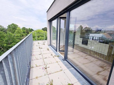 GRÜNBLICK, RUHELAGE, sonniges 46 m2 Dachgeschoß mit 20 m2 Terrasse, 2 Zimmer, Komplettküche, Wannenbad, Lavendelweg