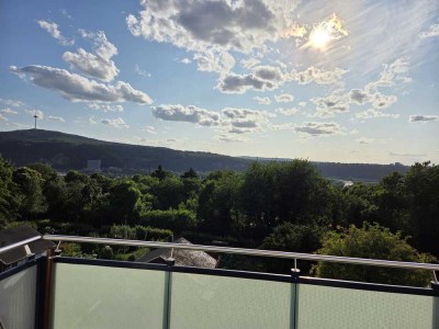 3 Zimmerwohnung mit sonnigen Balkon und traumhaften Ausblick