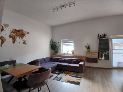Vomp: Lichtdurchflutete 3-Zimmer-Wohnung (83 m²) mit Südbalkon, 4 m Raumhöhe und 2 Stellplätzen inkl. – 395.000 €