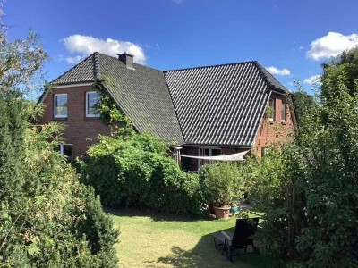 Viel Platz in ländlicher Idylle mitten in Sanitz direkt vom Eigentümer