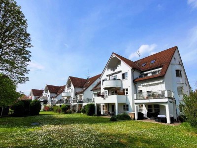 Hochwertig möblierte 2 Zimmer-Wohnung mit toller Südterrasse und Blick ins Grüne!