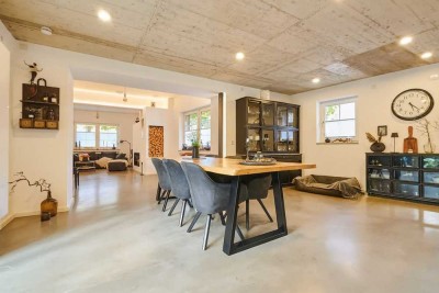 Stillvolles Anwesen mit Gartenidylle - Modern saniert zum Wohnen und Arbeiten