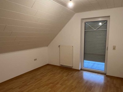 Preiswerte 4-Zimmer-Doppelhaushälfte in Hilkenbrook