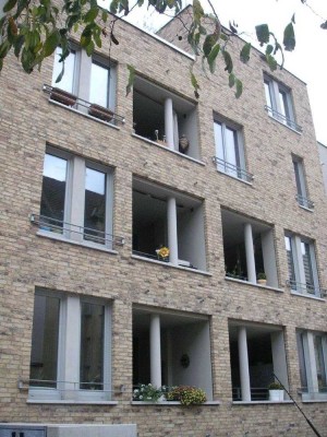 Moderne 2 Raum Wohnung mit Loggia