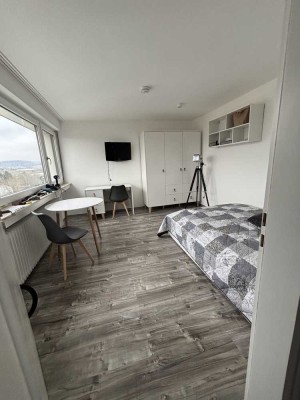 **Kleine*aber *Feine* Möblierte 1.-Zimmer *Wohnung **