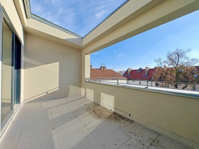 Neu gebaute Dachgeschosswohnung in absolut Toplage!