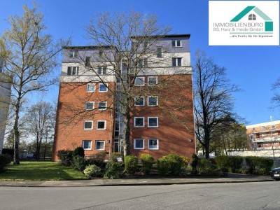 Exklusive Maisonettewohnung mit Aufzug, sonniger Dachterrasse & traumhaftem Ausblick über die Stadt