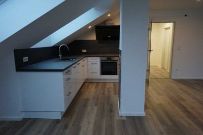 Helle 3- Zimmer- DG-Wohnung  in ruhiger Wohnlage