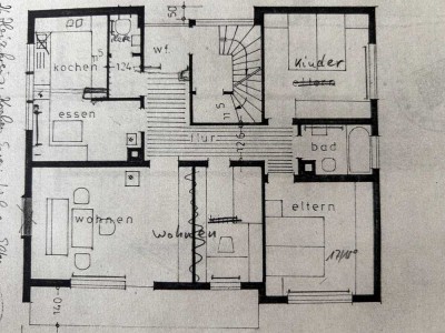 Helle, modernisierte 4-Zimmer-Erdgeschosswohnung mit Gartenanteil in Kirchentellinsfurt