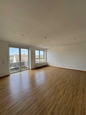 Hübsche, lichtdurchflutete 2-Zimmer Wohnung inkl. Balkon- Siegen- Giersberg