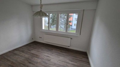 Erstbezug nach Sanierung mit EBK: Exklusive 2-Raum-Wohnung in Stuttgart