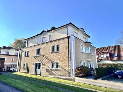 Exzellente Penthouse-Wohnung mit Lift, Einbauküche+ Dachterrasse im Zentrum von Bad Zwischenahn