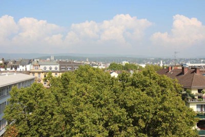 City-Penthouse mit 270 Grad  Blick über Wiesbaden auf zwei Ebenen 4 Zimmer