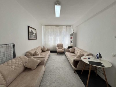 *SEHR ZENTRAL GELEGEN* - GEPFLEGTE 3 ZIMMER EG WOHNUNG