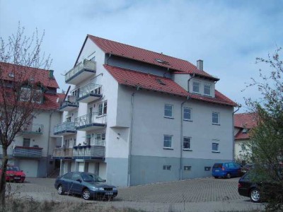 Gepflegte 4-Zimmer-Wohnung mit Balkon im 3. OG in Kirchheimbolanden
