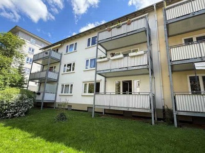 3 Zimmer Altbau - ETW mit Balkon im Vorderen Westen -sofort frei zum Bezug-