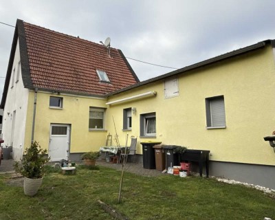 Verträumtes Einfamilienhaus mit Potenzial in Braunweiler