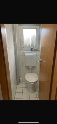 Neutral & Informativ