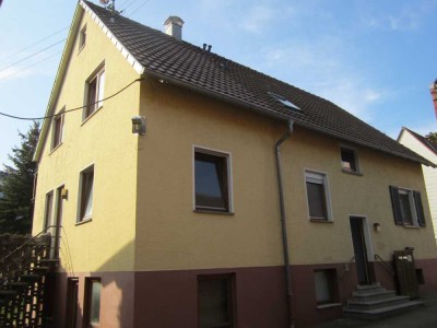 4-Zimmer-Wohnung mit Einbauküche und Terrasse zu vermieten – 80 m² Wohnfläche