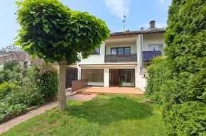 Großzügiges, sonniges Reihenhaus mit viel Fläche zum Leben, zentral gelegen im Rodgau!