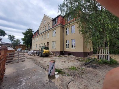 Wohnen im Denkmal - großzügige und helle  1-Raum-Wohnung mit Terrasse