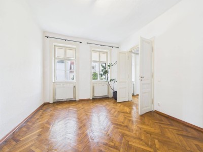 2-Zimmerwohnung mit Altbaucharme am Kutschkermarkt (3. OG ohne Lift)