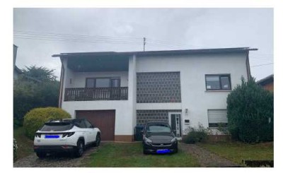 Geräumiges Einfamilienhaus mit Küche in Rehlingen-Siersburg, OT Eimersdorf