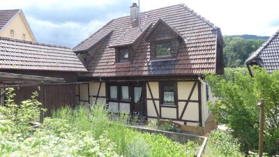 Einfamilienhaus mit Garten und Garage in Forbach-Gausbach