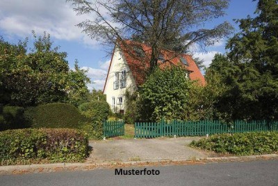 Einfamilienhaus (Rohbau) in guter Wohnlage